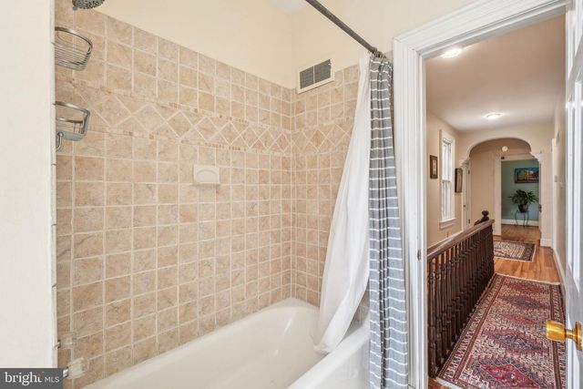 426 11TH STREET, Washington, DC 20003