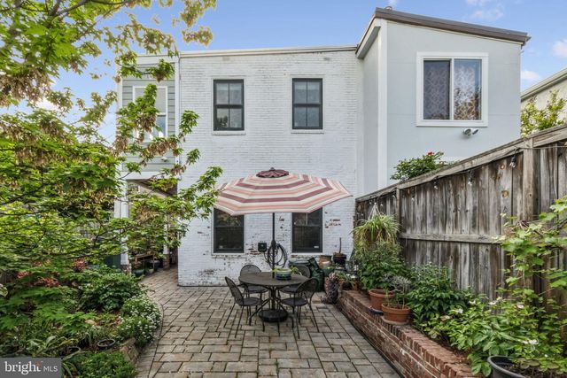 426 11TH STREET, Washington, DC 20003