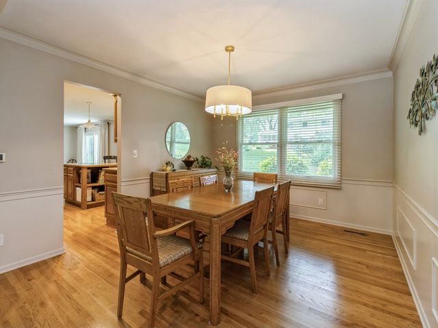 2906 Watrous Avenue, Des Moines, IA 50321