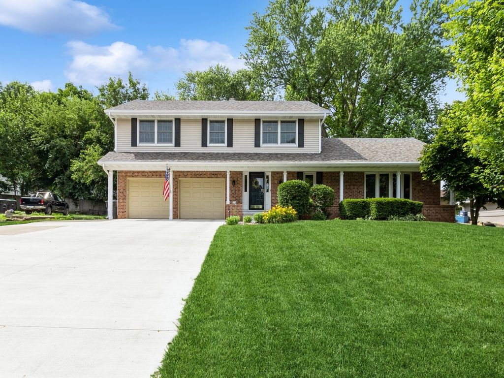 2906 Watrous Avenue, Des Moines, IA 50321