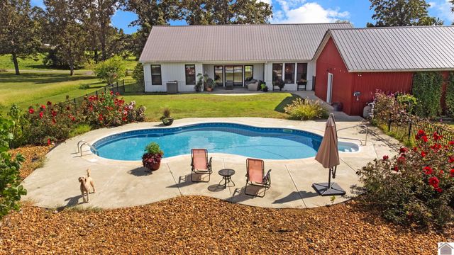 2939 Thurmond Road, Murray, KY 42071