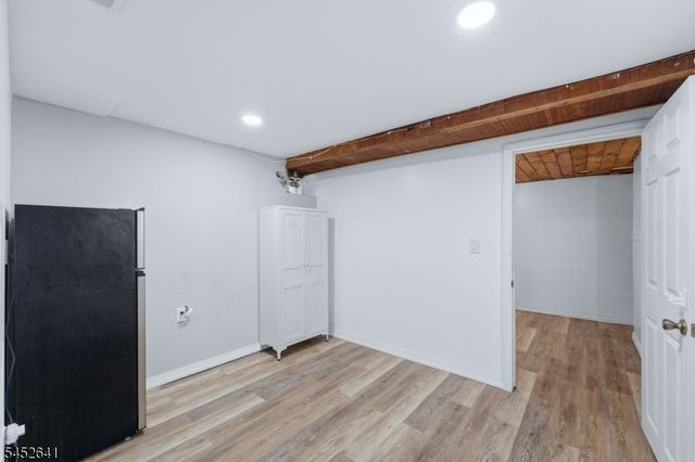 77 Deborah Ct, Plainfield City, NJ 07062