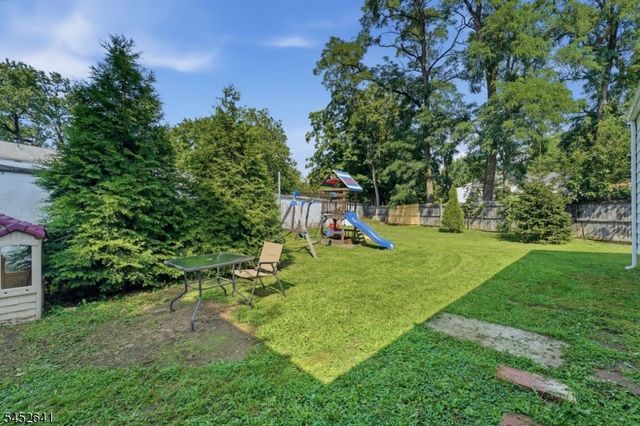 77 Deborah Ct, Plainfield City, NJ 07062
