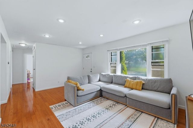 77 Deborah Ct, Plainfield City, NJ 07062