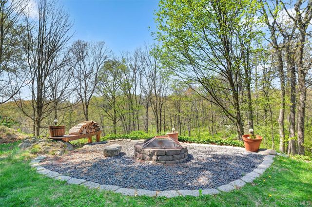 37 Glengary Lane, Croton-on-hudson, NY 10520