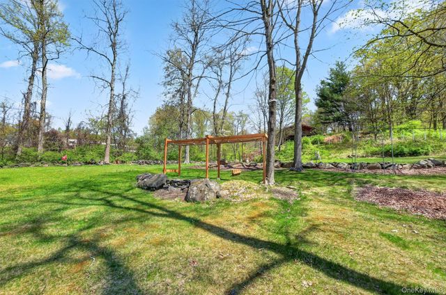 37 Glengary Lane, Croton-on-hudson, NY 10520