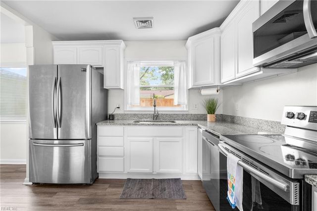 3517 Victoria DR, Virginia Beach, VA 23452
