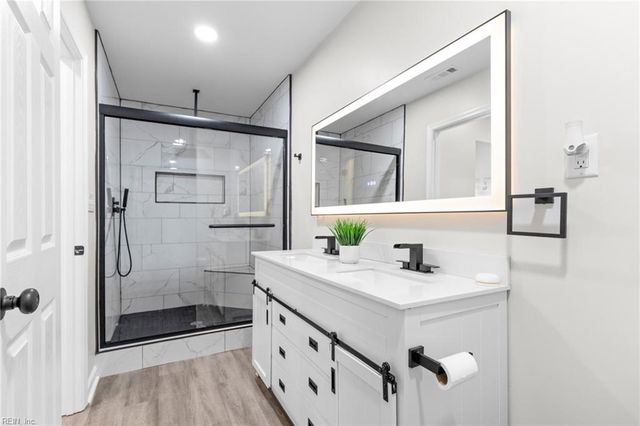 3517 Victoria DR, Virginia Beach, VA 23452