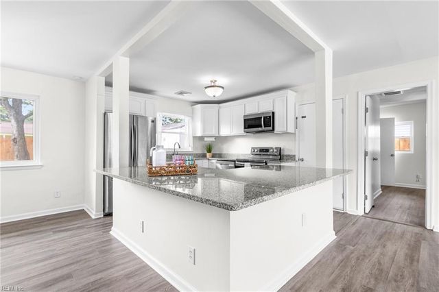 3517 Victoria DR, Virginia Beach, VA 23452