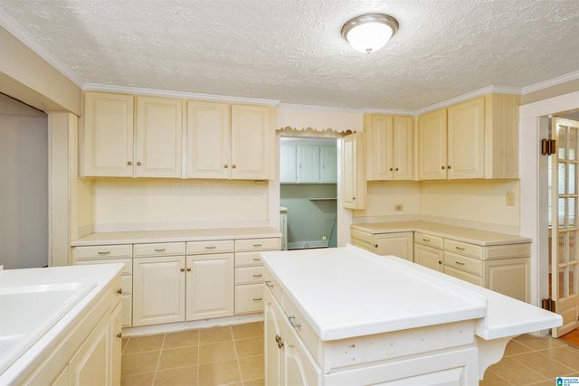 80 BARNETT STREET, Sylacauga, AL 35149