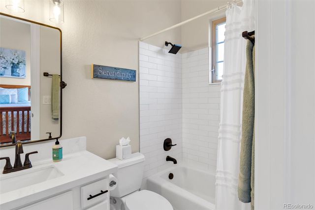 6190 Massive Peak Circle, Castle Rock, CO 80108