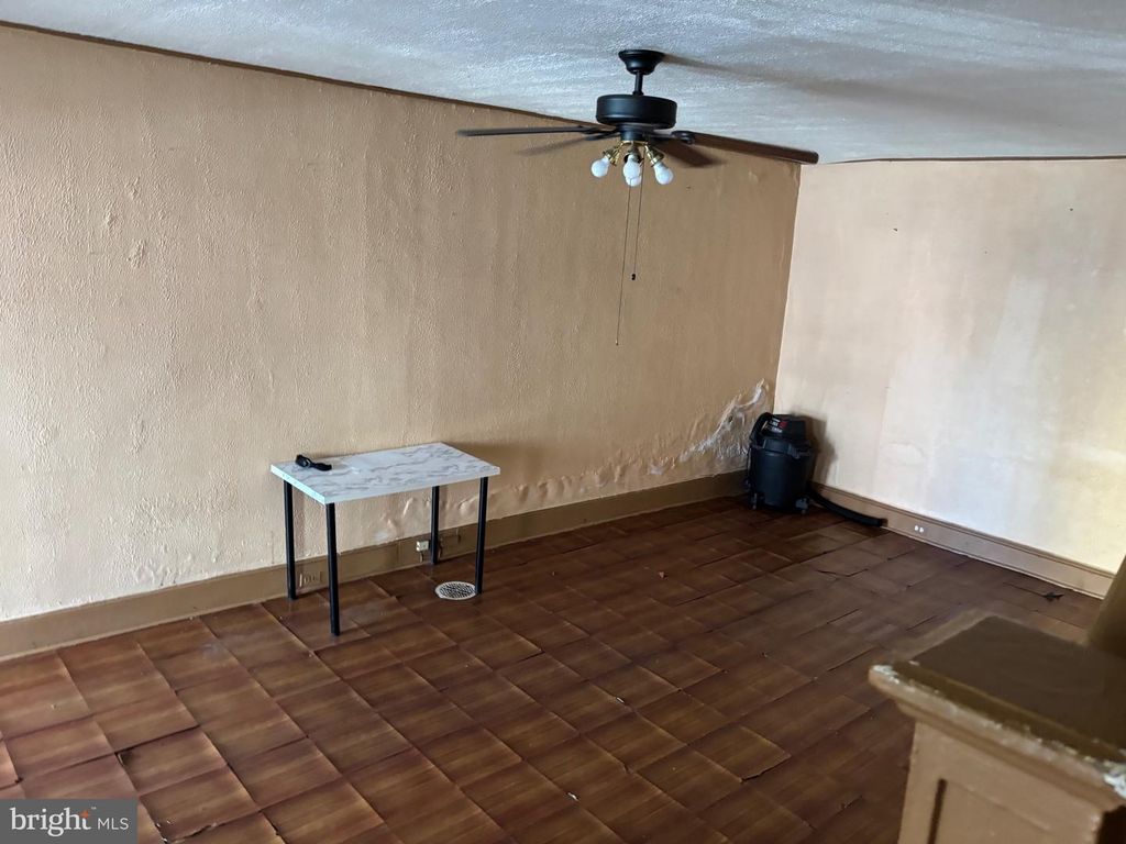 2506 N MASCHER ST, Philadelphia, PA 19133