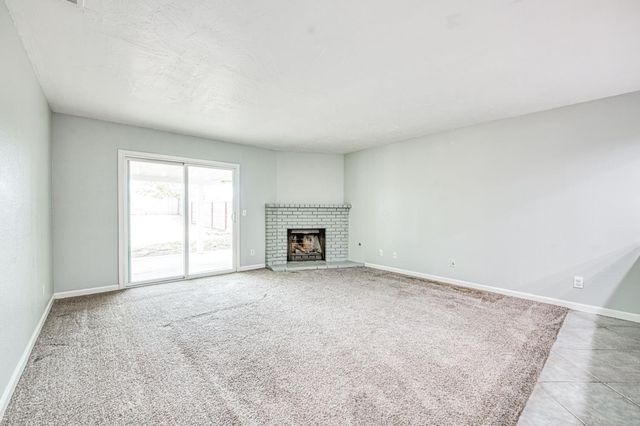 8228 N Calaveras Street, Fresno, CA 93711