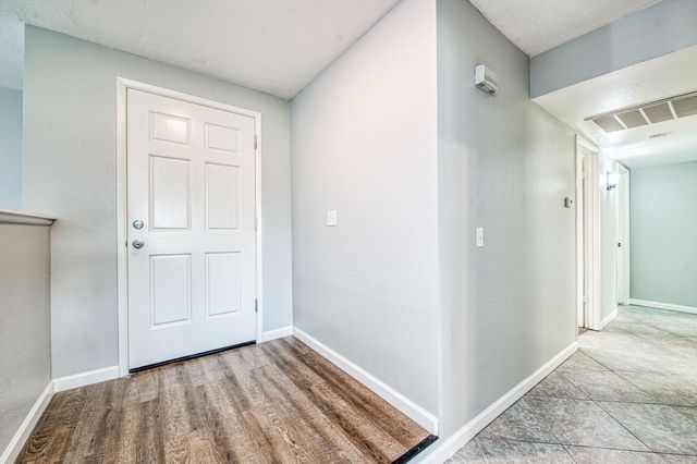 8228 N Calaveras Street, Fresno, CA 93711