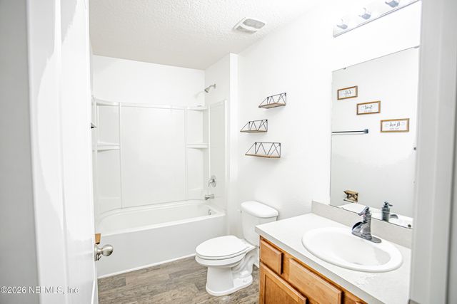 2165 PEBBLE POINT Drive, Green Cove Springs, FL 32043