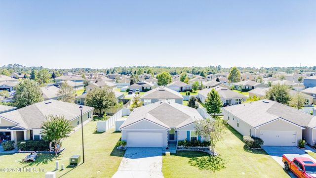2165 PEBBLE POINT Drive, Green Cove Springs, FL 32043