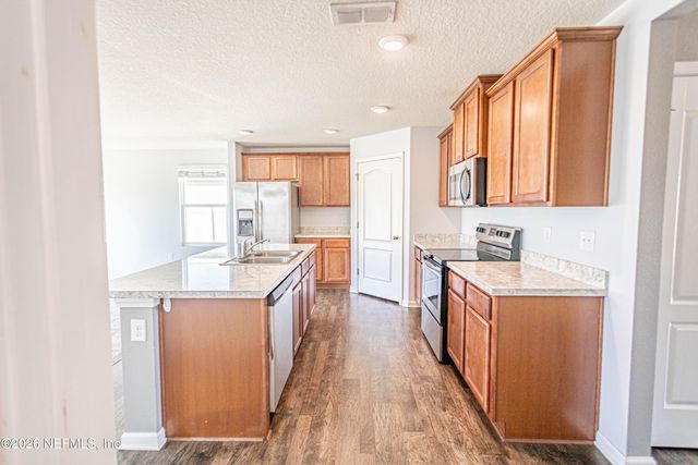 2165 PEBBLE POINT Drive, Green Cove Springs, FL 32043