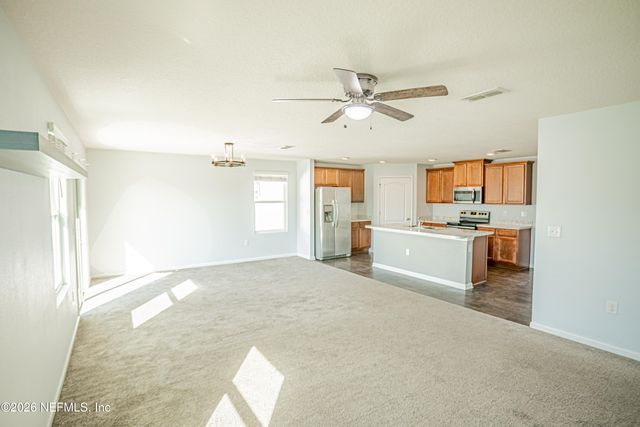 2165 PEBBLE POINT Drive, Green Cove Springs, FL 32043