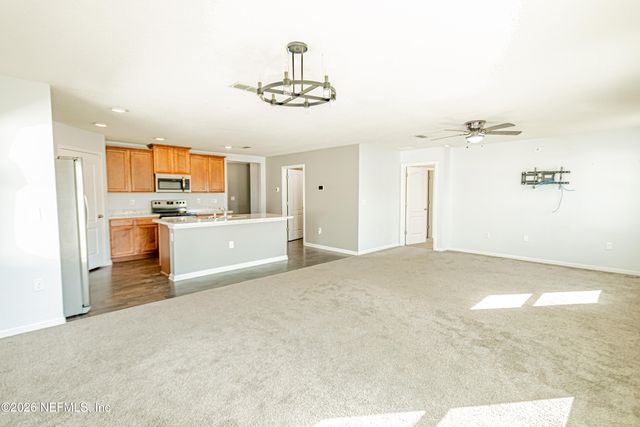 2165 PEBBLE POINT Drive, Green Cove Springs, FL 32043
