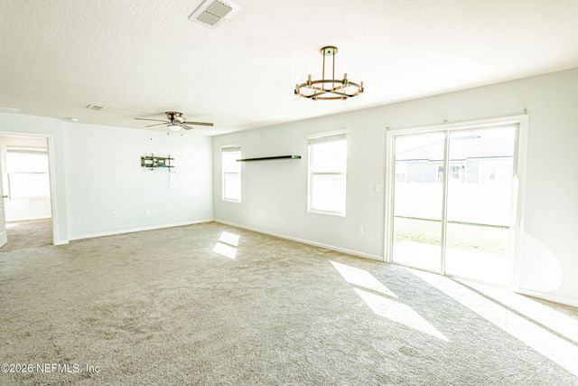 2165 PEBBLE POINT Drive, Green Cove Springs, FL 32043