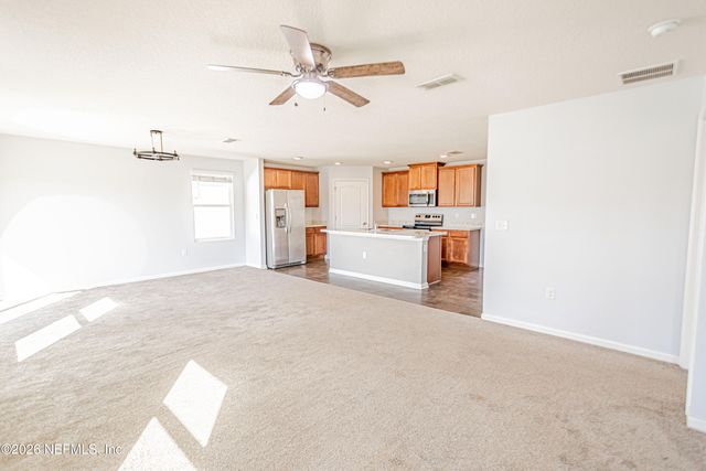 2165 PEBBLE POINT Drive, Green Cove Springs, FL 32043