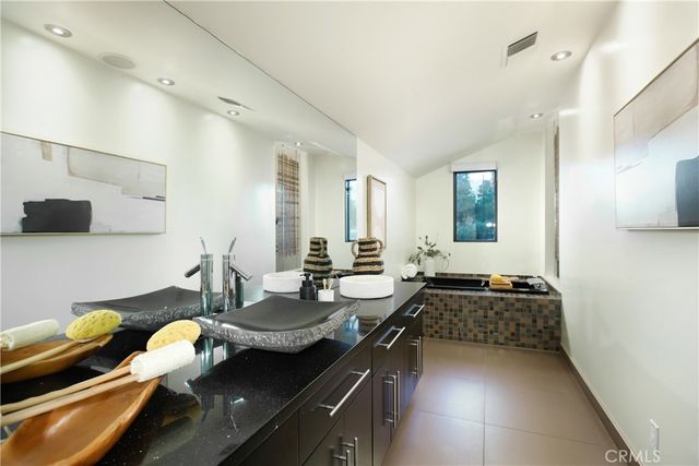 1621 San Gabriel, Glendale, CA 91208