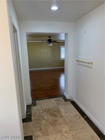 178 Flying Hills Avenue, Las Vegas, NV 89148