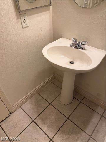 178 Flying Hills Avenue, Las Vegas, NV 89148