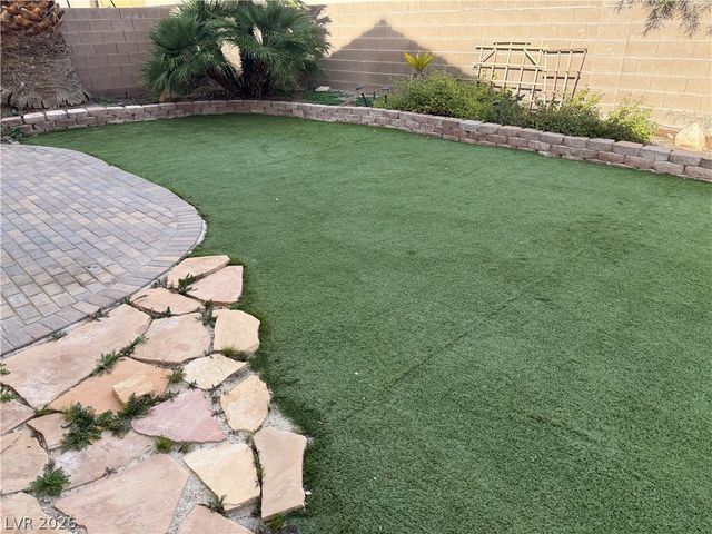 178 Flying Hills Avenue, Las Vegas, NV 89148