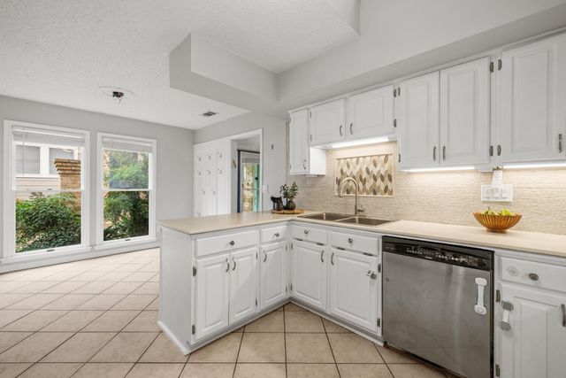 8131 Forest Mesa DR, Austin, TX 78759