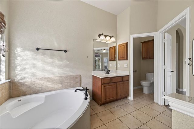 829 Greenwood Drive, Burleson, TX 76028