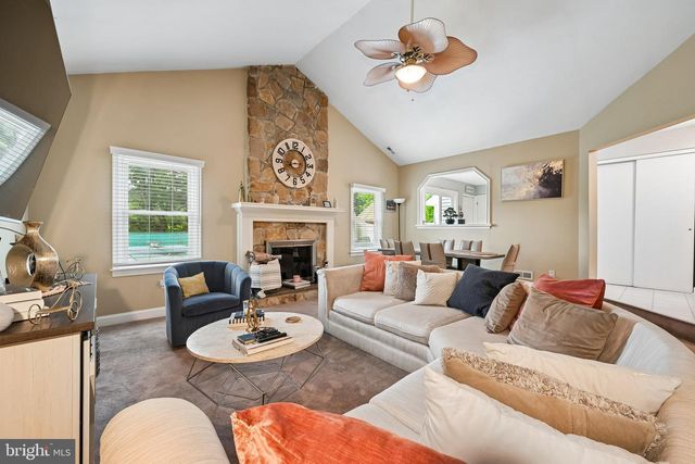 11 OLD MILL RD, Sewell, NJ 08080