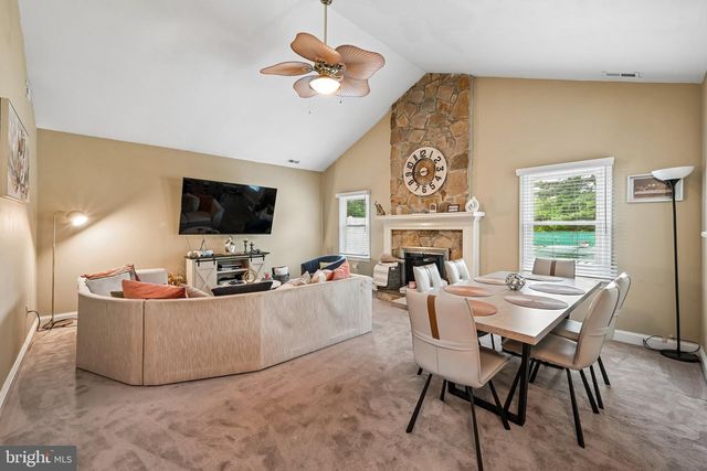 11 OLD MILL RD, Sewell, NJ 08080