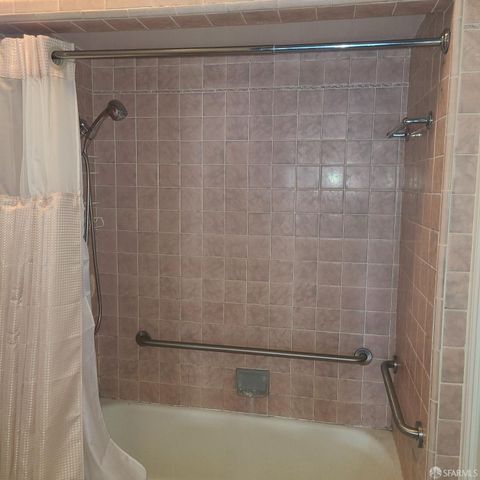 519 12th Avenue, San Francisco, CA 94118