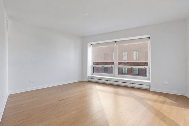 57 E Delaware Place 1802, Chicago, IL 60611
