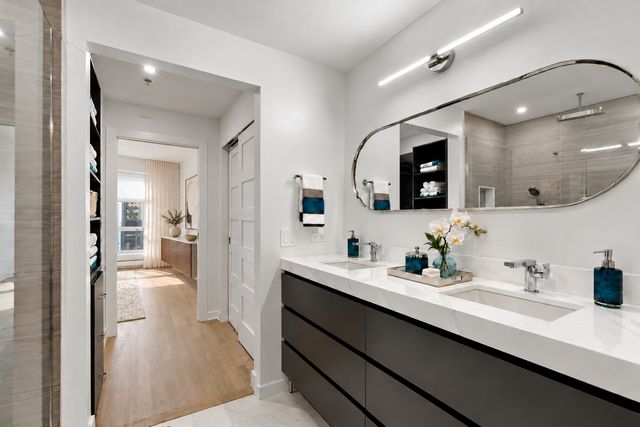 57 E Delaware Place 1802, Chicago, IL 60611