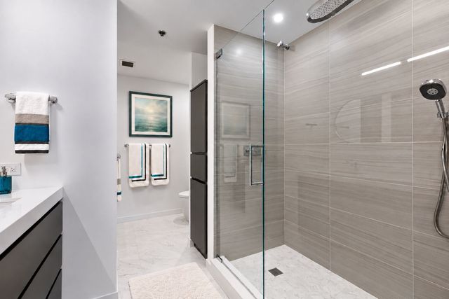 57 E Delaware Place 1802, Chicago, IL 60611