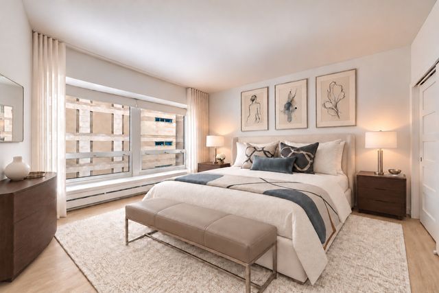 57 E Delaware Place 1802, Chicago, IL 60611