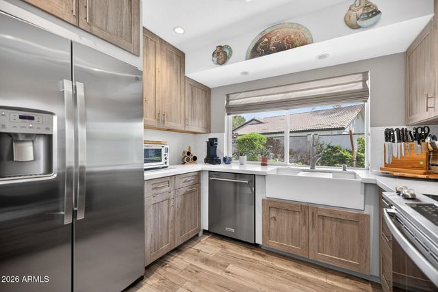 975 E LOBSTER TRAP Lane, Tempe, AZ 85283