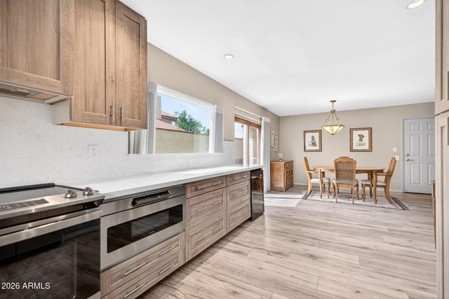 975 E LOBSTER TRAP Lane, Tempe, AZ 85283