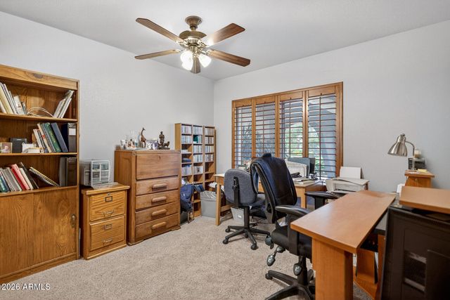 975 E LOBSTER TRAP Lane, Tempe, AZ 85283