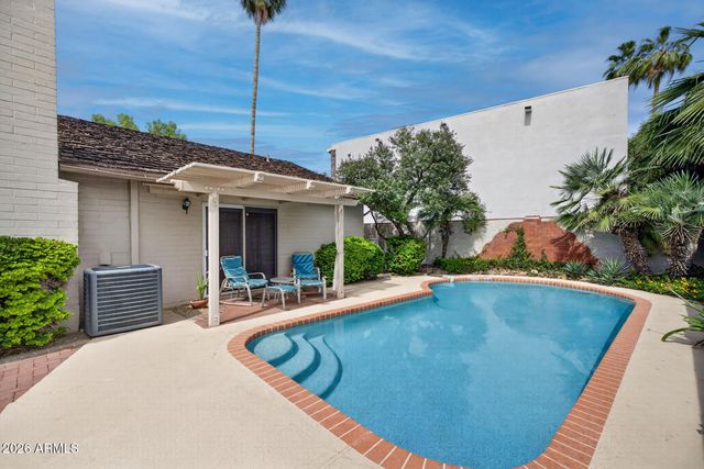 975 E LOBSTER TRAP Lane, Tempe, AZ 85283