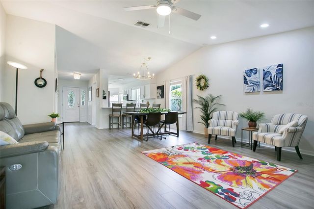 32222 SUMMERTREE CIRCLE, Leesburg, FL 34748