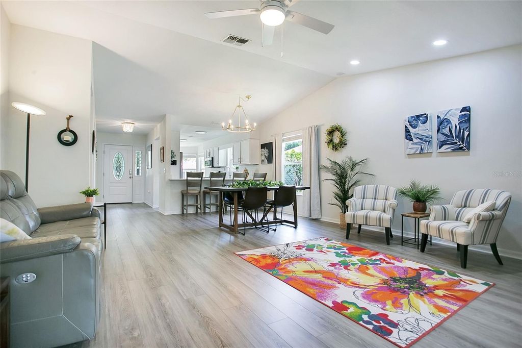 Image 12 of property listing at 32222 SUMMERTREE CIRCLE, Leesburg, FL 34748