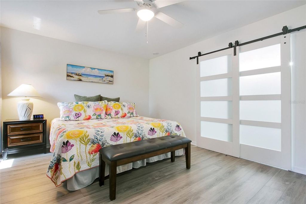 Image 20 of property listing at 32222 SUMMERTREE CIRCLE, Leesburg, FL 34748