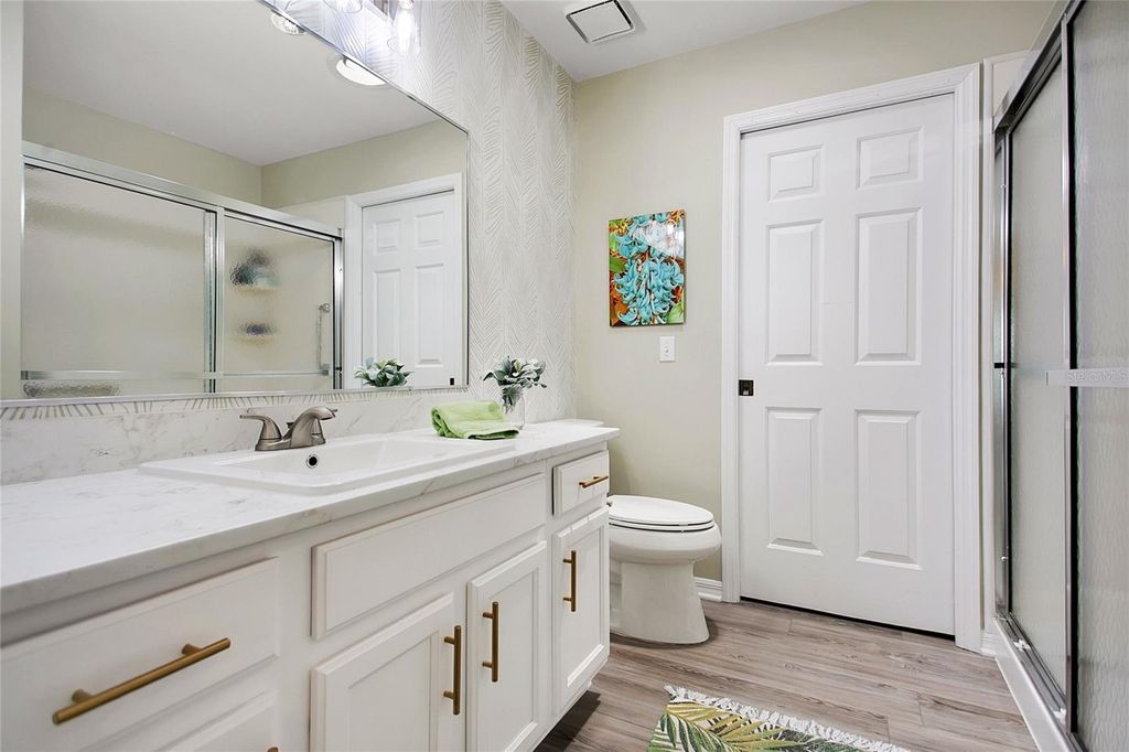 Image 25 of property listing at 32222 SUMMERTREE CIRCLE, Leesburg, FL 34748
