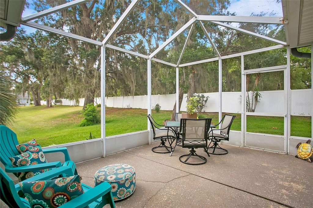 Image 29 of property listing at 32222 SUMMERTREE CIRCLE, Leesburg, FL 34748