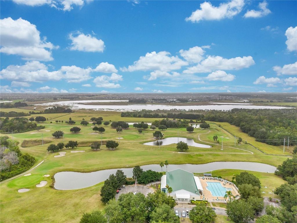 Image 38 of property listing at 32222 SUMMERTREE CIRCLE, Leesburg, FL 34748