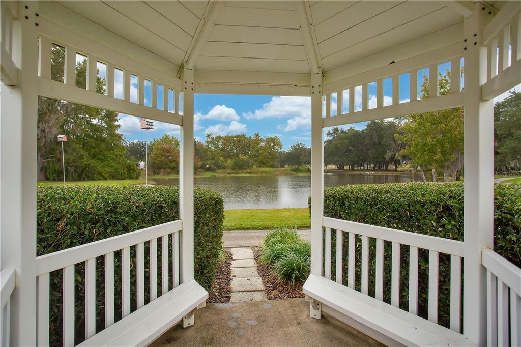 Image 43 of property listing at 32222 SUMMERTREE CIRCLE, Leesburg, FL 34748