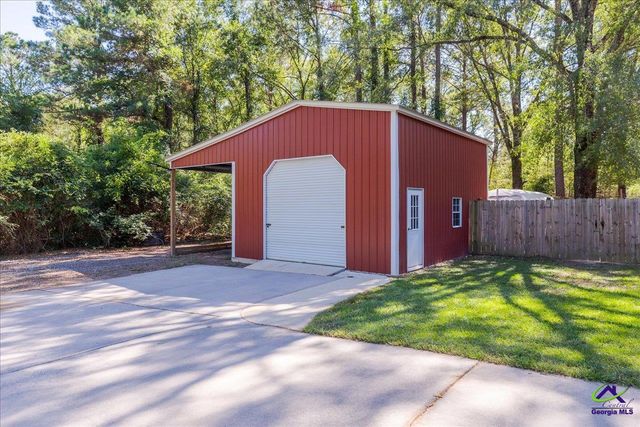 1499 Bonner Gilbert, Macon, GA 31220